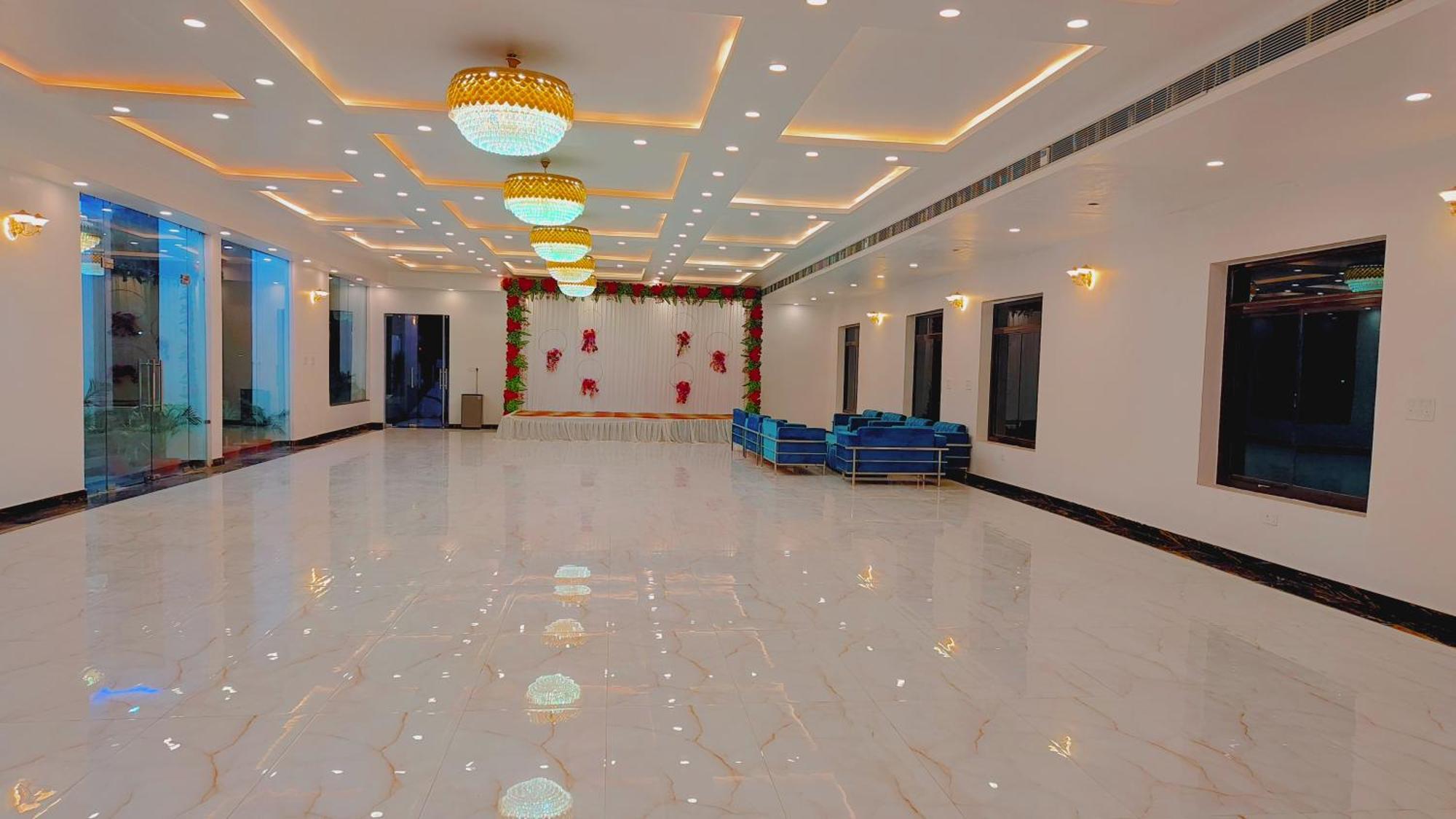 Awadh Samrat Resort Ayodhya Eksteriør bilde
