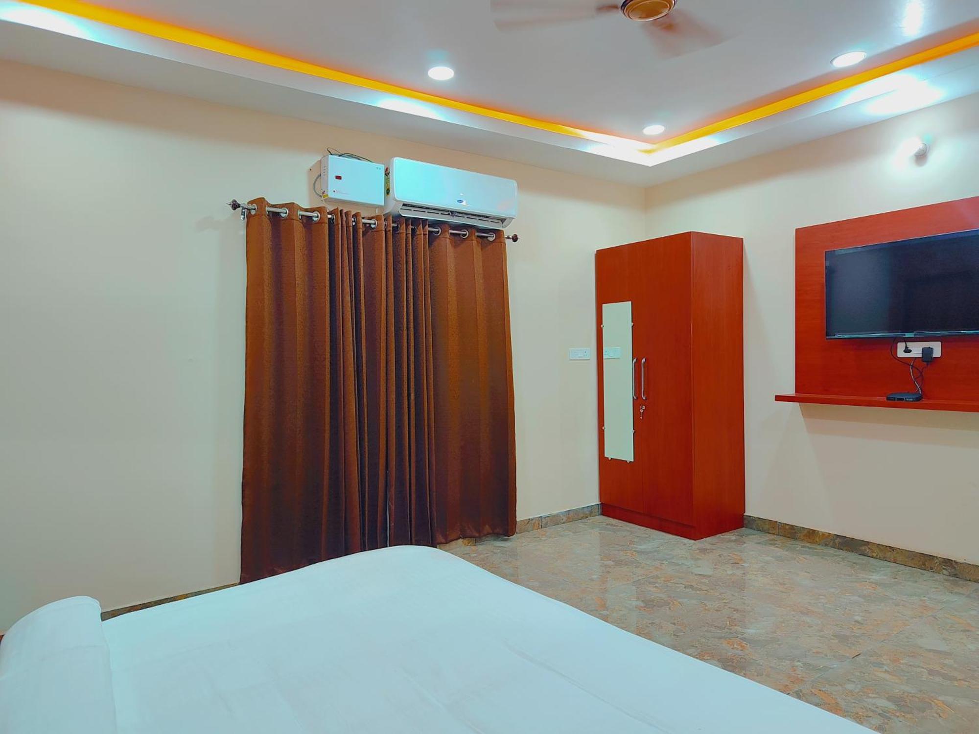 Awadh Samrat Resort Ayodhya Eksteriør bilde