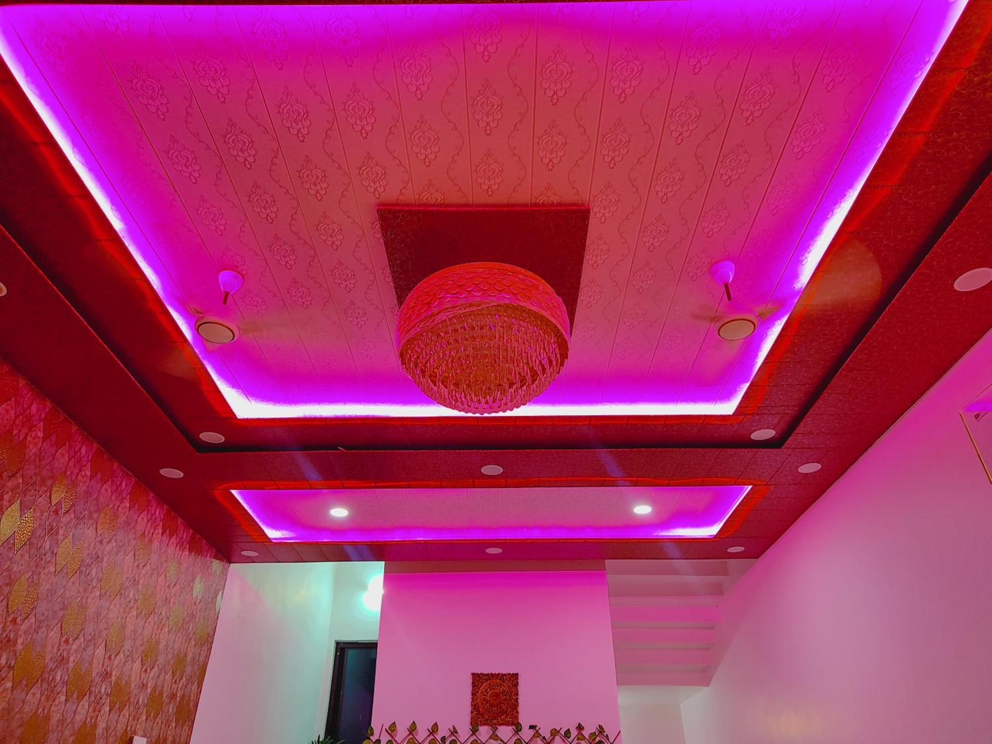 Awadh Samrat Resort Ayodhya Eksteriør bilde