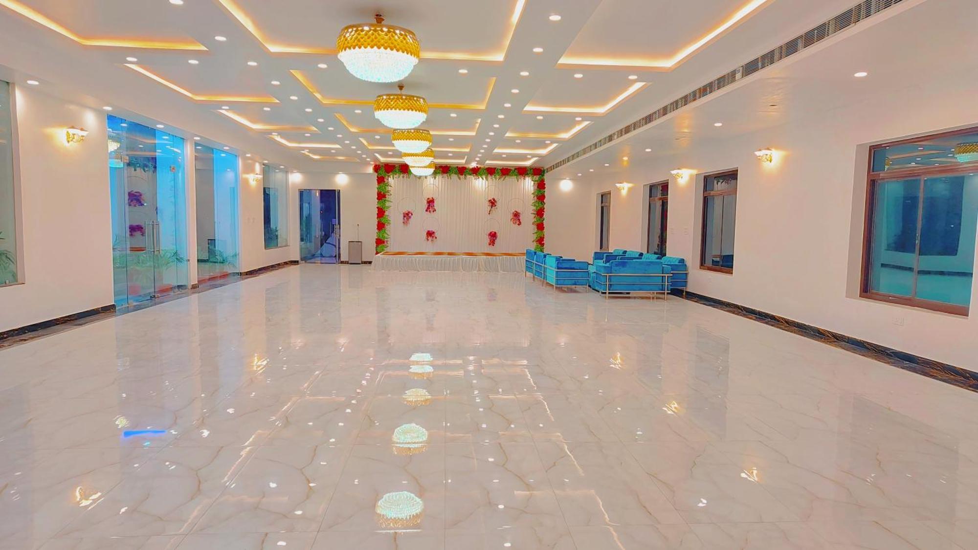 Awadh Samrat Resort Ayodhya Eksteriør bilde
